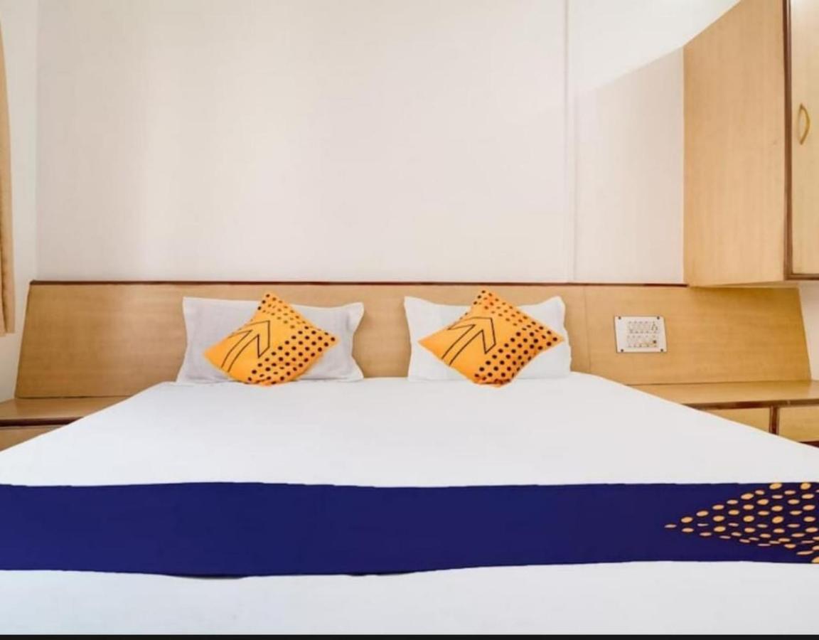 Hotel Rahi Nashik Dış mekan fotoğraf