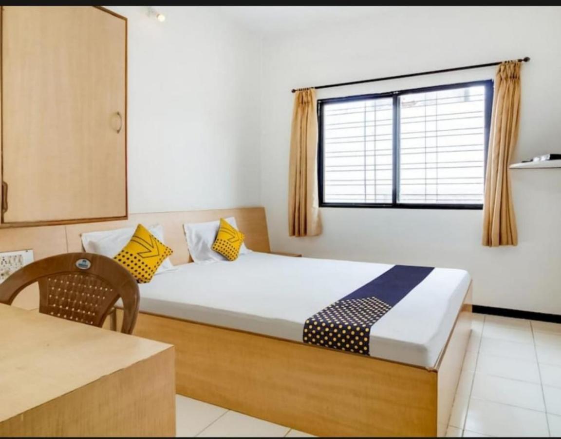 Hotel Rahi Nashik Dış mekan fotoğraf