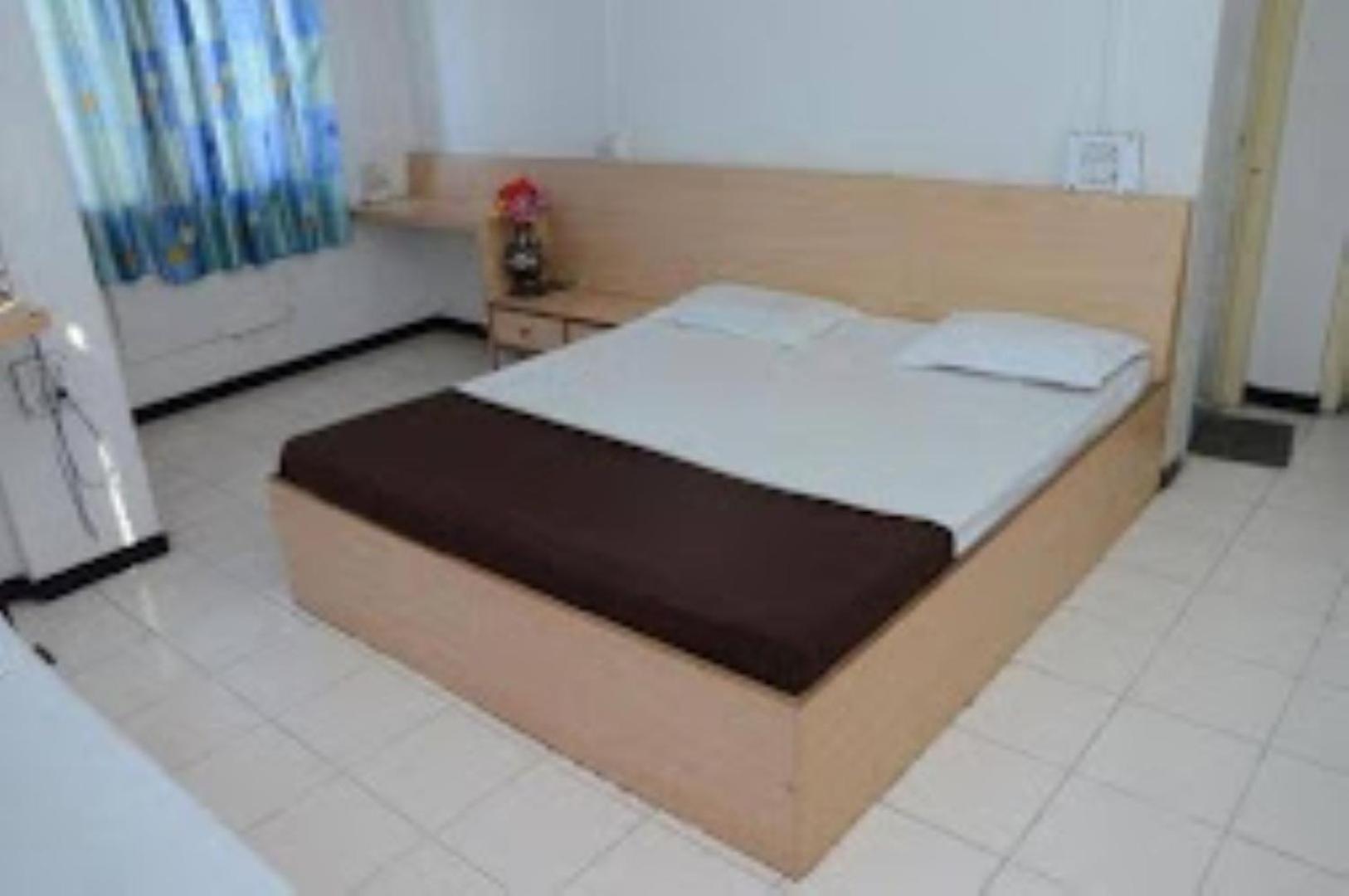 Hotel Rahi Nashik Dış mekan fotoğraf