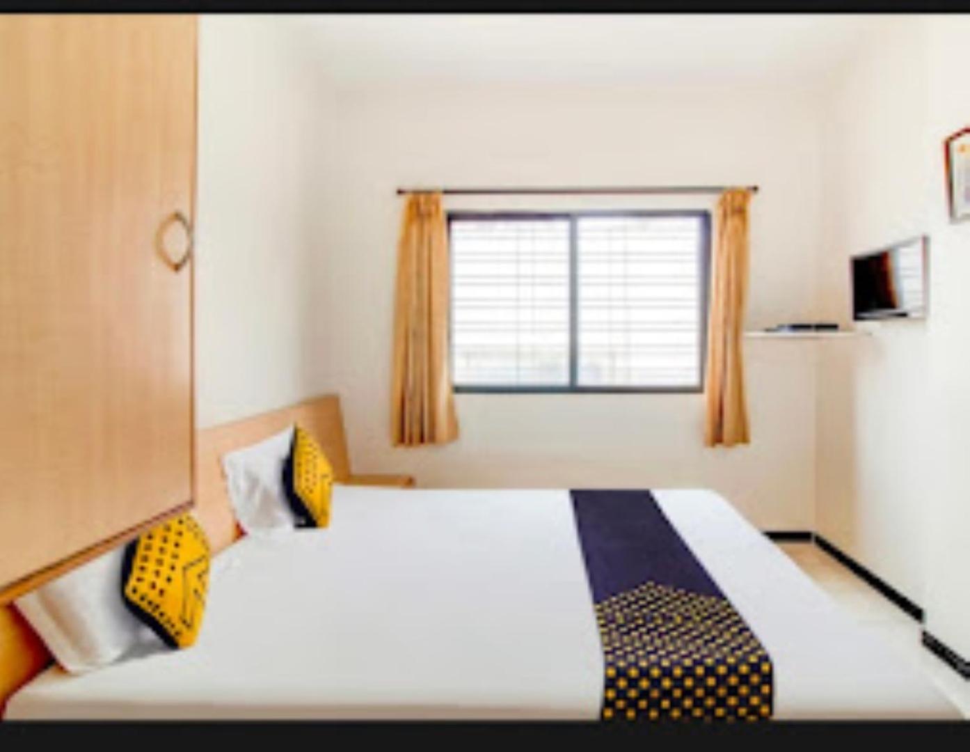 Hotel Rahi Nashik Dış mekan fotoğraf