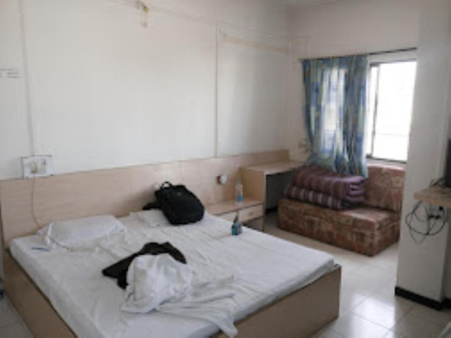 Hotel Rahi Nashik Dış mekan fotoğraf