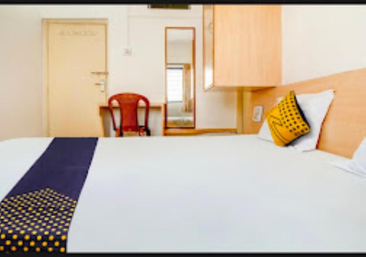 Hotel Rahi Nashik Dış mekan fotoğraf